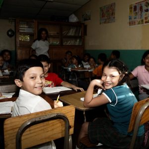 REAPERTURA REFUERZO ESCOLAR MEJICANOS